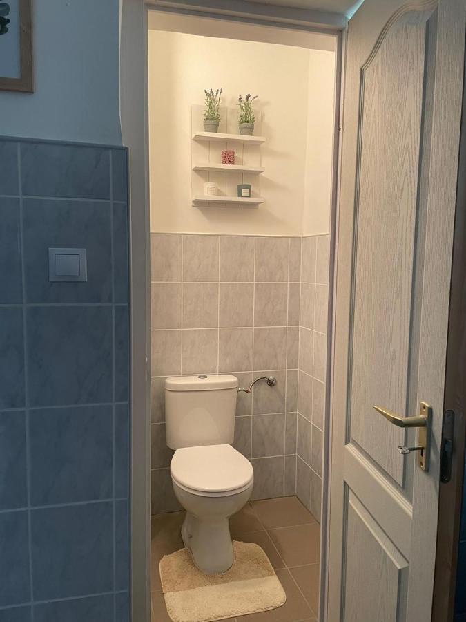 Het Hongaarse Wijnhuis Mohács Exterior foto